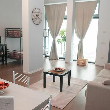 Red Line Apartments Milano Exterior photo