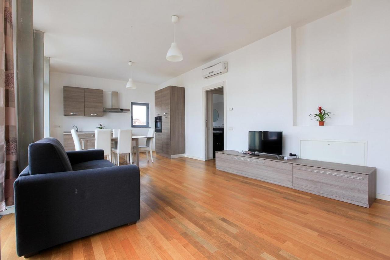 Red Line Apartments Milano Exterior photo