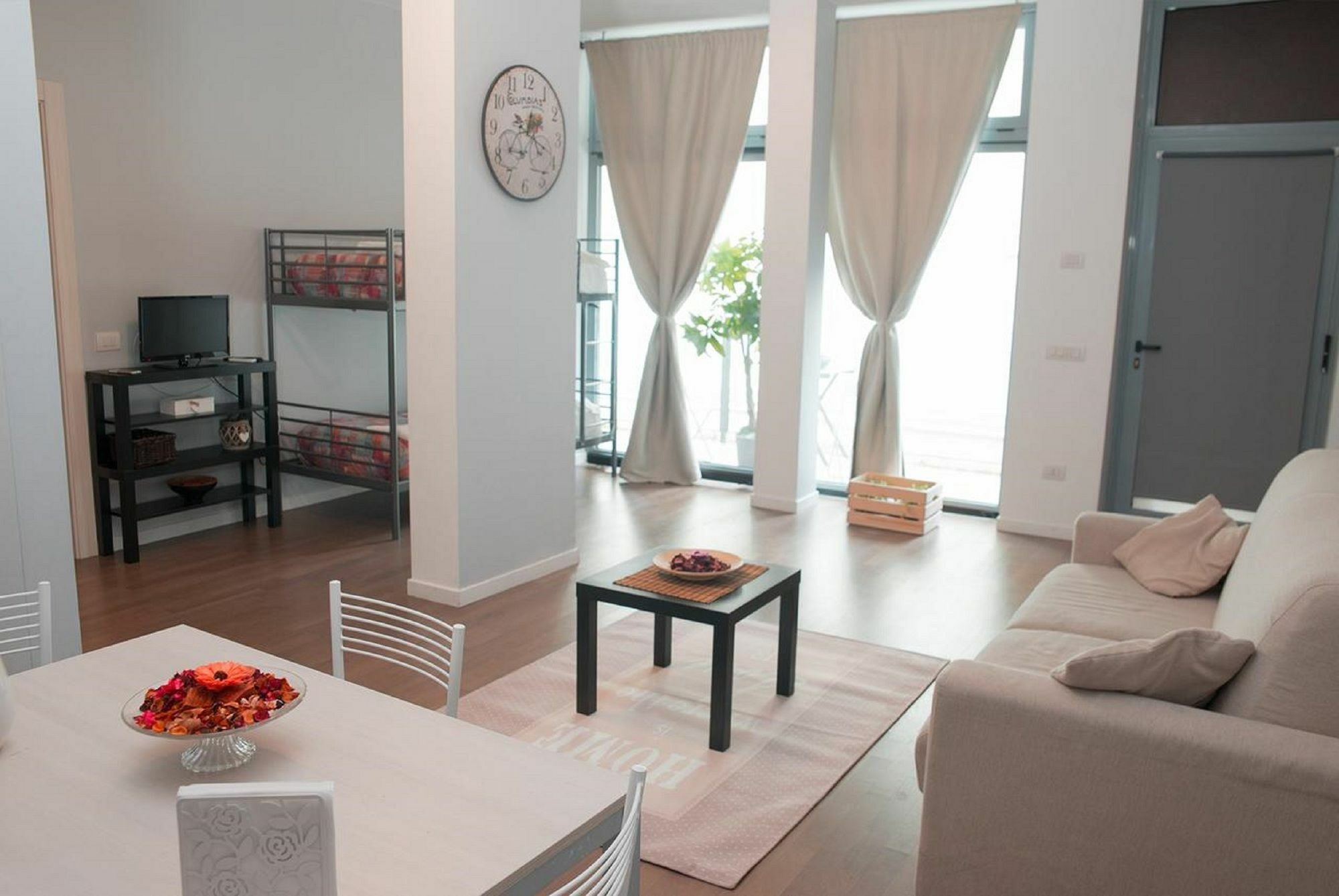 Red Line Apartments Milano Exterior photo