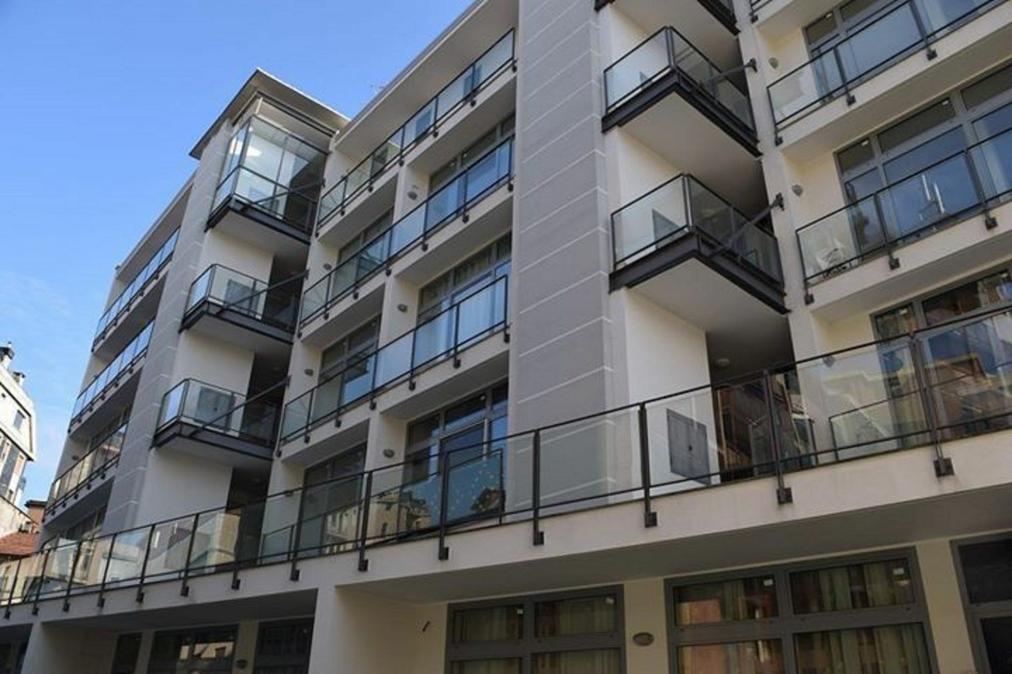 Red Line Apartments Milano Exterior photo